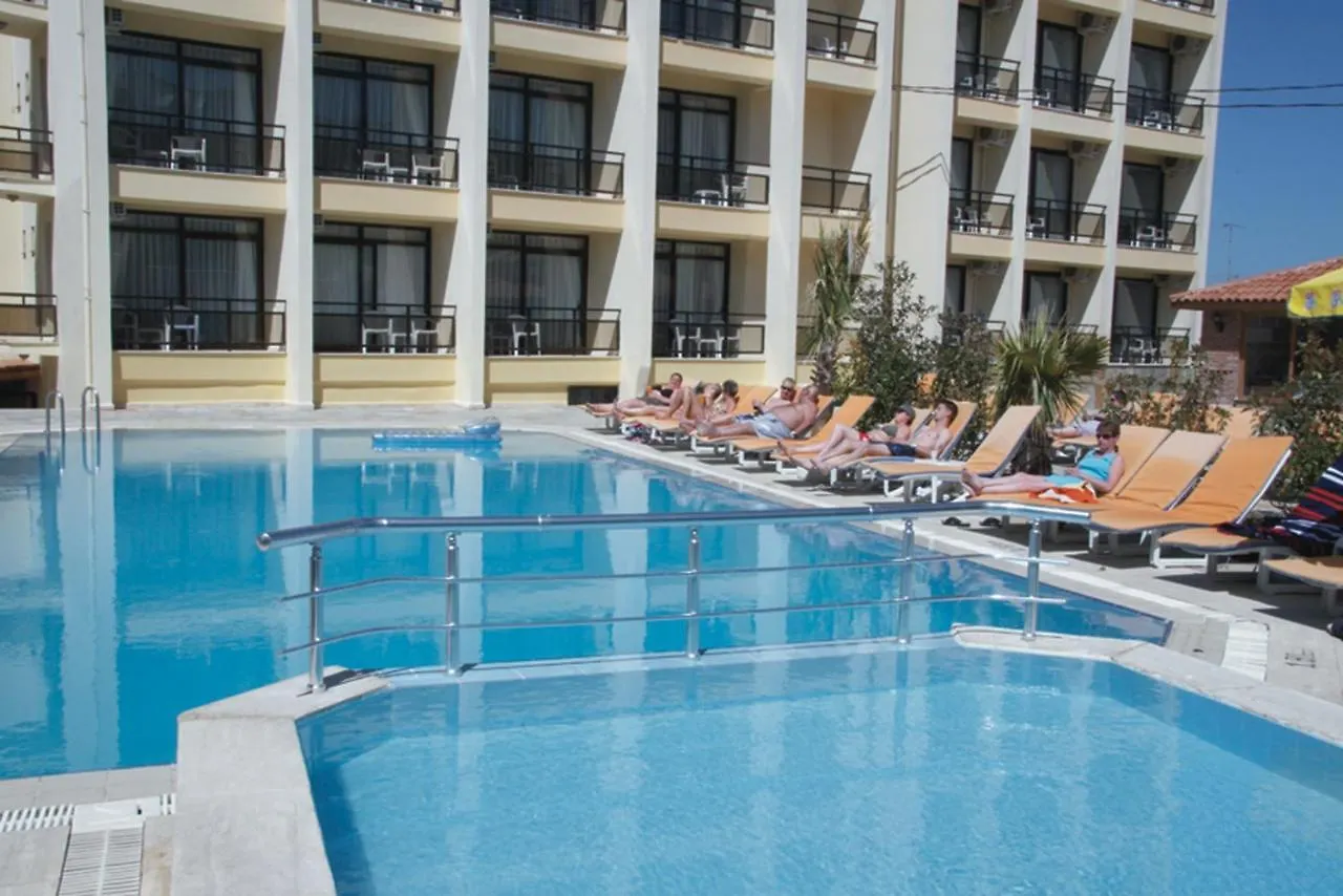 Esat Hotel Kusadasi