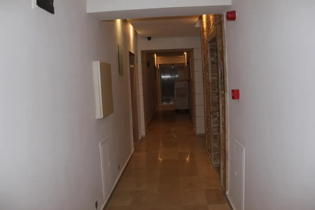 Esat Hotel Кушадасы